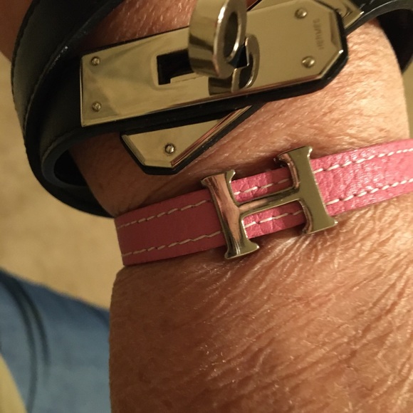 Pink snap closure bracelet - Picture 5 of 5